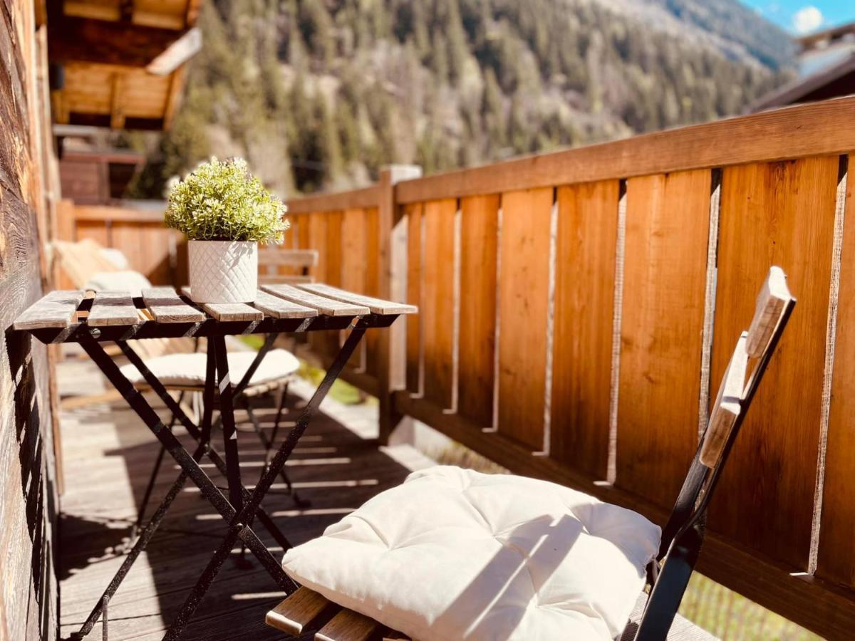 Chalet Le Petit Nicolas, Jacuzzi, Vue Mont Blanc Chamonix Exteriör bild