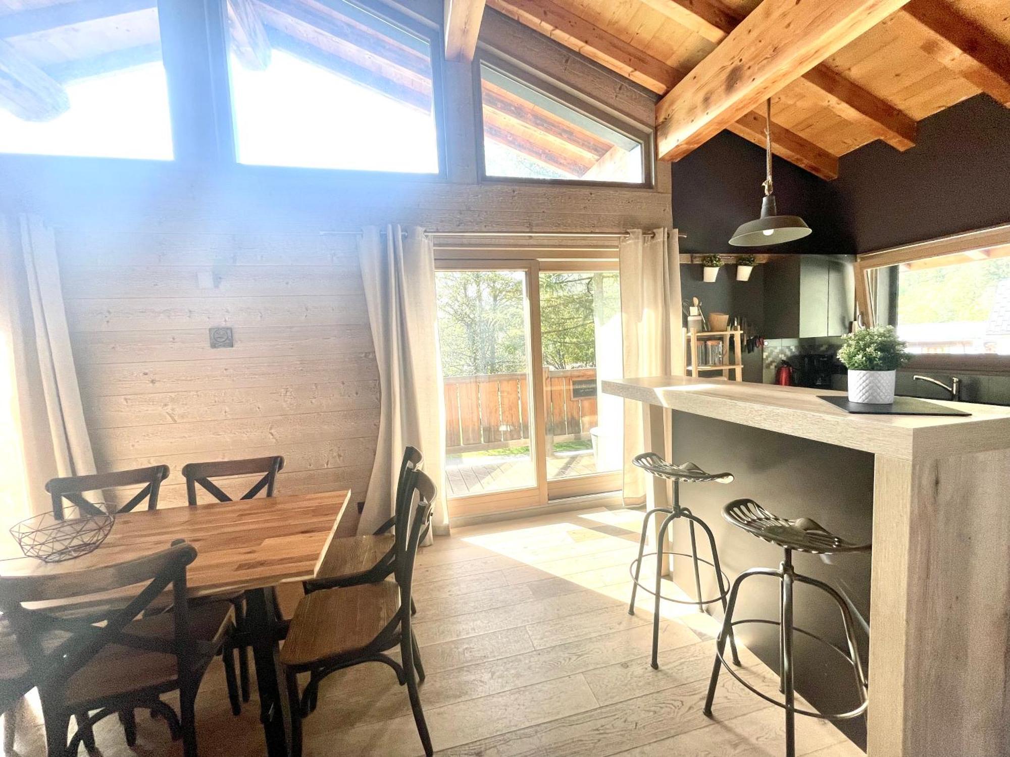 Chalet Le Petit Nicolas, Jacuzzi, Vue Mont Blanc Chamonix Exteriör bild