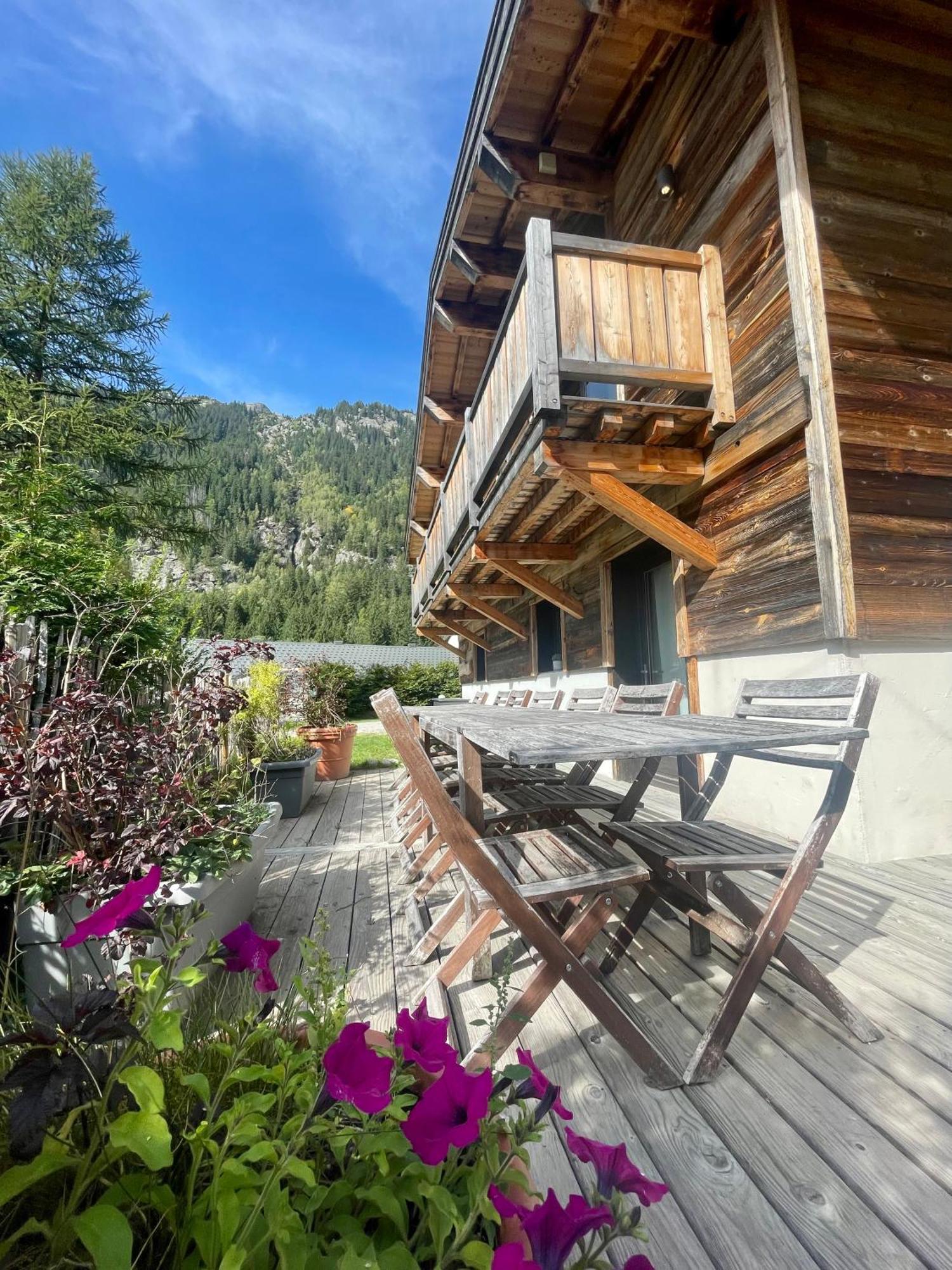 Chalet Le Petit Nicolas, Jacuzzi, Vue Mont Blanc Chamonix Exteriör bild